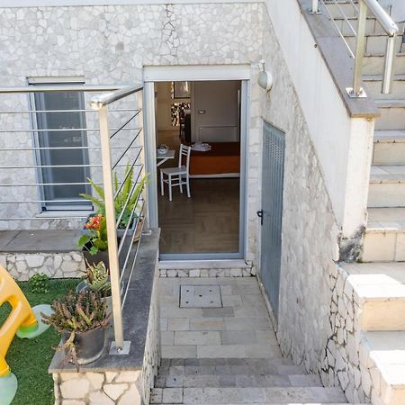 Oristano 5 Pers Appartamento Ngoại thất bức ảnh